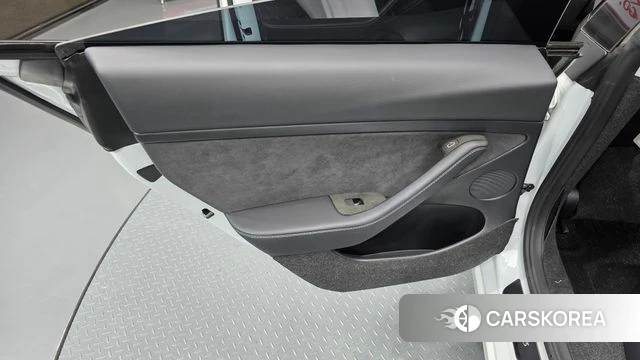 Tesla Model 3 id 4711580 из Кореи 17