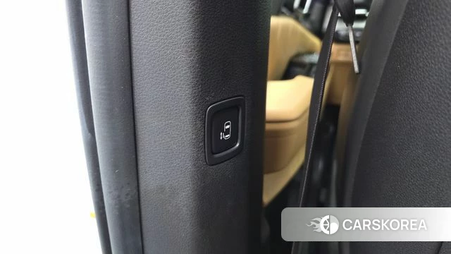 Kia Carnival 4th generation id 4506899 из Кореи 17