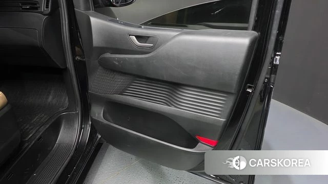 Hyundai Staria id 4360926 из Кореи 17
