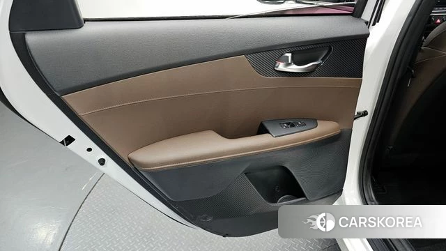 Kia Come New K3 id 4251215 из Кореи 17
