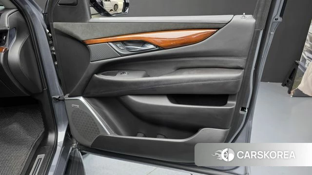 Cadillac Escalade id 4698386 из Кореи 17
