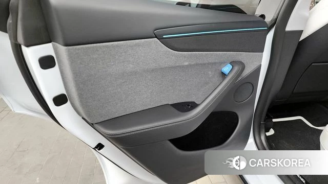 Tesla Model Y id 4359833 из Кореи 17