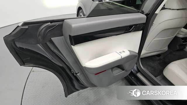 Hyundai Grandeur (GN7) id 4428190 из Кореи 17