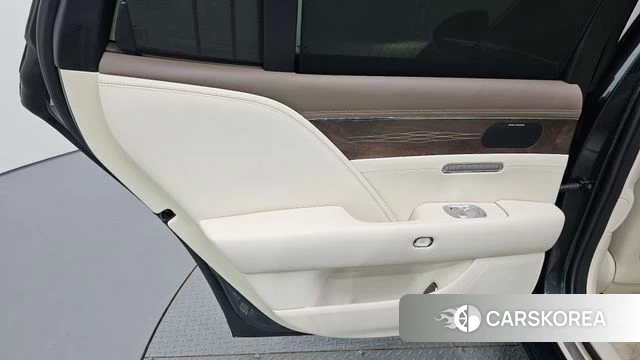 Genesis G90 (RS4) id 4656548 из Кореи 17