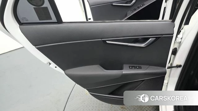 Kia Di Ol Nu Niro id 4779566 из Кореи 17