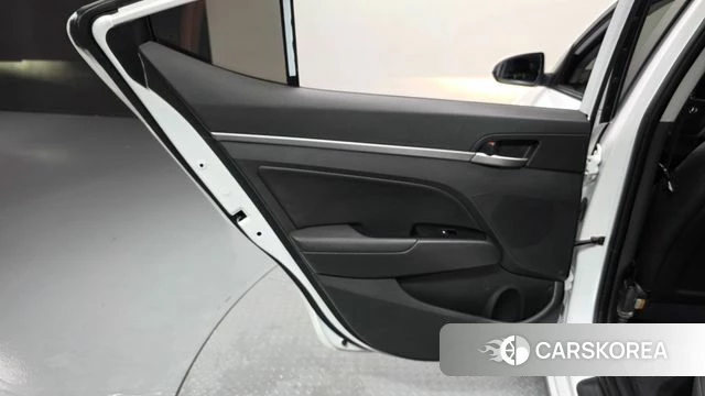 Hyundai Avante AD id 4662929 из Кореи 17