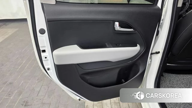 Kia The New Kia Ray EV id 4548965 из Кореи 17