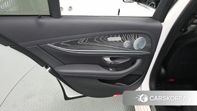 Mercedes-Benz E-Class W213 id 4446161 из Кореи 17
