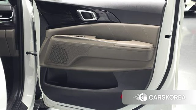 Kia The New Carnival 4th Generation id 4650012 из Кореи 17