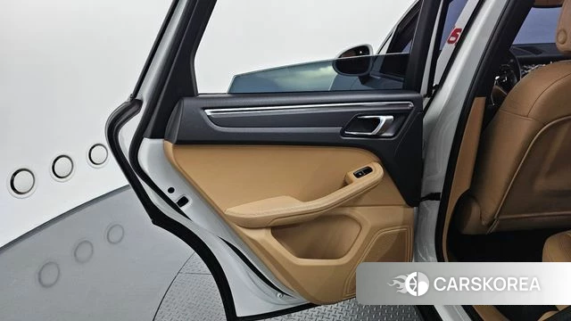 Porsche Macan id 4246128 из Кореи 17