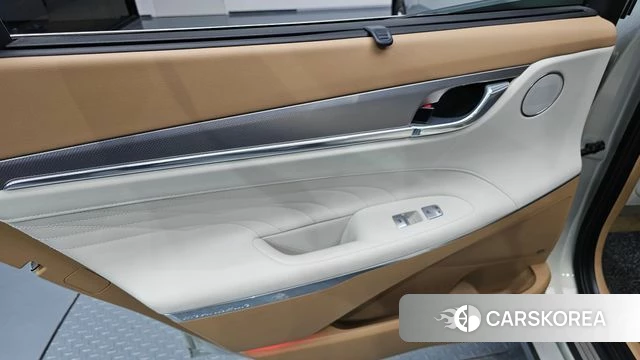 Hyundai The New Grandeur IG Hybrid id 4900188 из Кореи 17