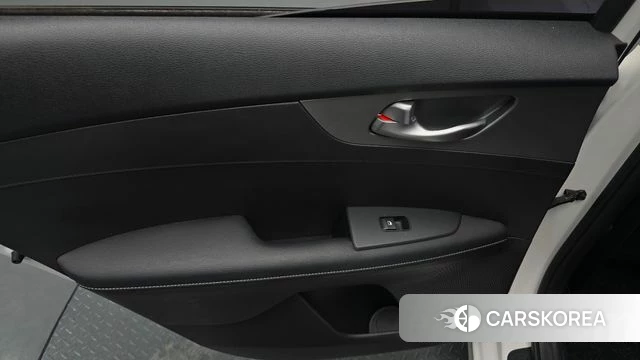 Kia Come New K3 id 4647497 из Кореи 17