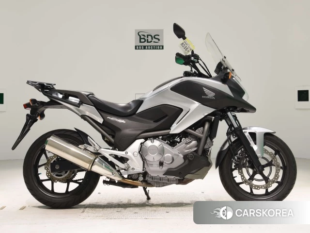 Проданный Honda NC700X LD ABS 2012 из Японии, фото 2