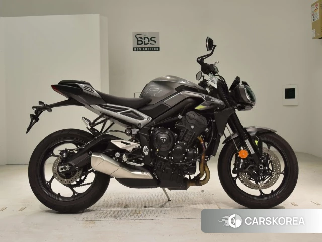 Проданный Triumph STREET TRIPLE R 2024 из Японии