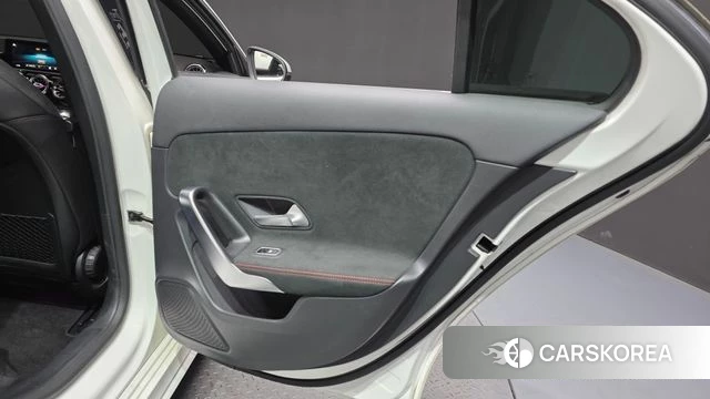 Mercedes-Benz A-Class W177 id 4410109 из Кореи 17