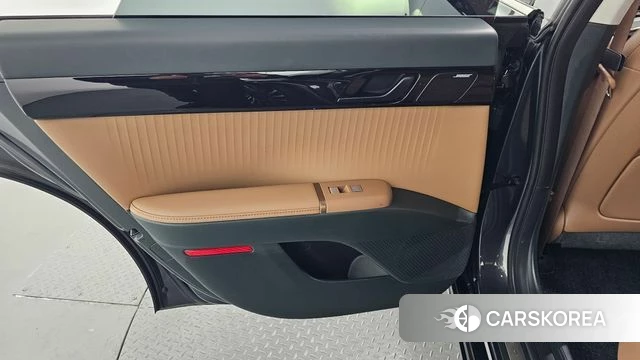 Hyundai Grandeur Hybrid (GN7) id 4243187 из Кореи 17