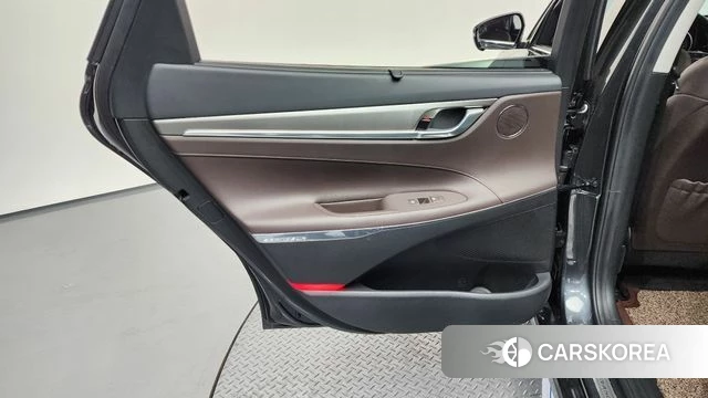 Hyundai The New Grandeur IG Hybrid id 4245375 из Кореи 17