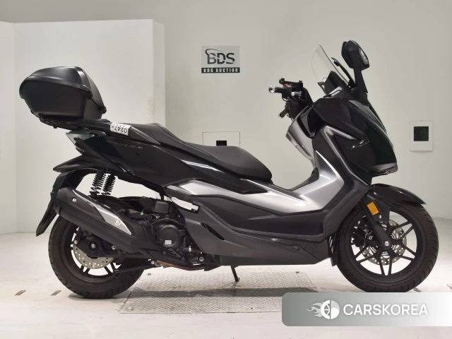 Проданный Honda FORZA 2018 из Японии