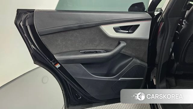 Audi Q8 (4M) id 4187346 из Кореи 17