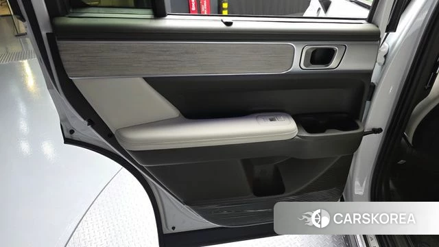 Hyundai Santa Fe (MX5) id 4635557 из Кореи 17