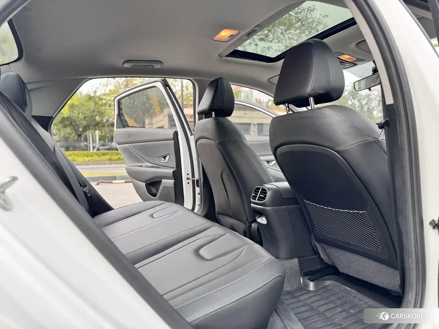 Hyundai Elantra id 4565183 из Китая 17
