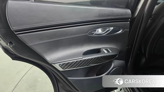 Genesis GV70 id 4330811 из Кореи 17