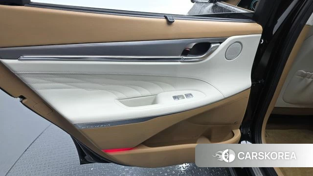 Hyundai The New Grandeur IG Hybrid id 4303434 из Кореи 17