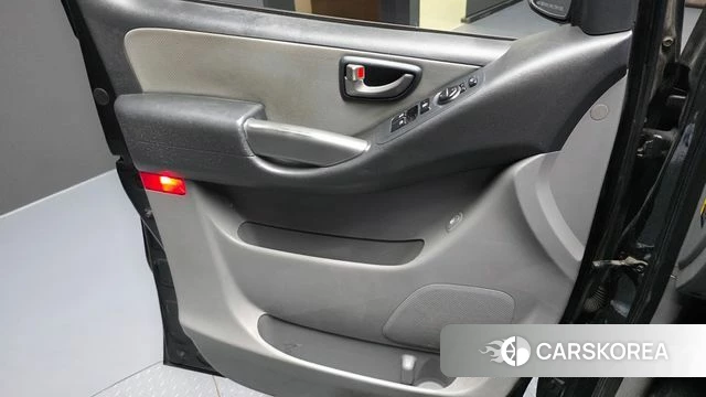 Hyundai The New Grand Starex id 4856409 из Кореи 17
