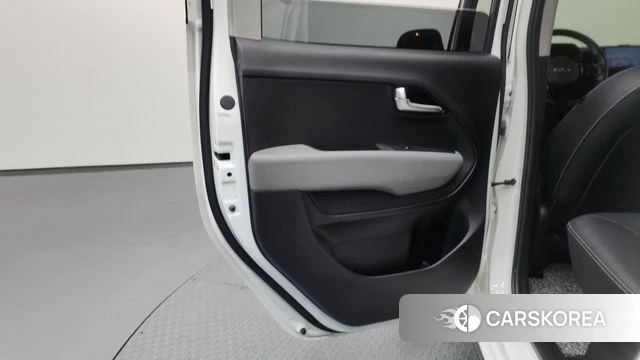 Kia The New Kia Ray id 4292436 из Кореи 17