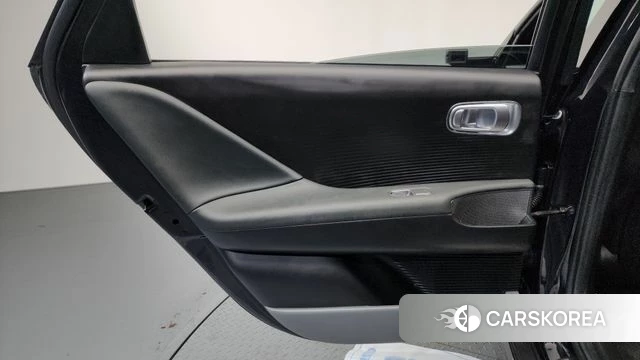 Hyundai Ionic 6 id 4591121 из Кореи 17
