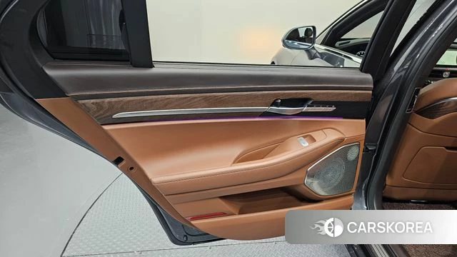 Genesis G90 id 4284721 из Кореи 17
