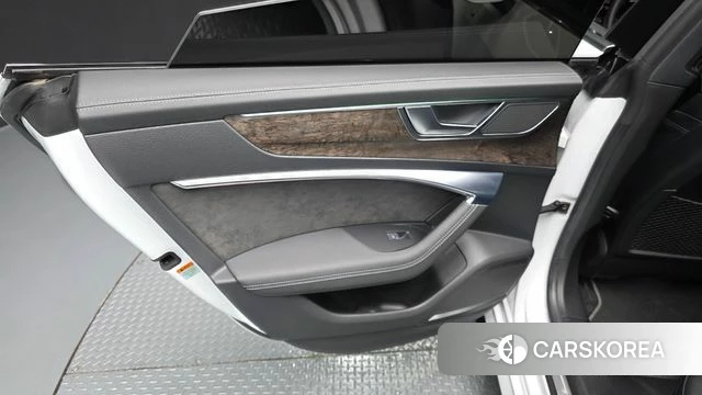 Audi A7 (4K) id 4303872 из Кореи 17