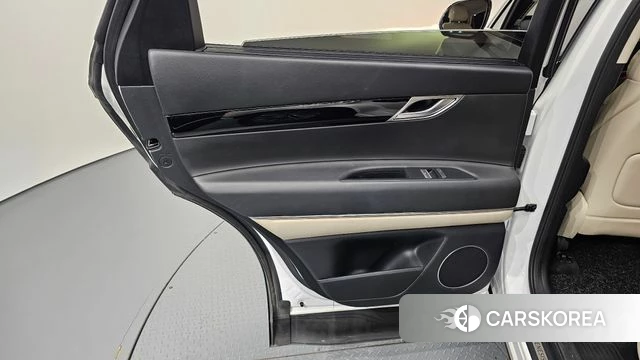 Genesis GV80 id 4632599 из Кореи 17