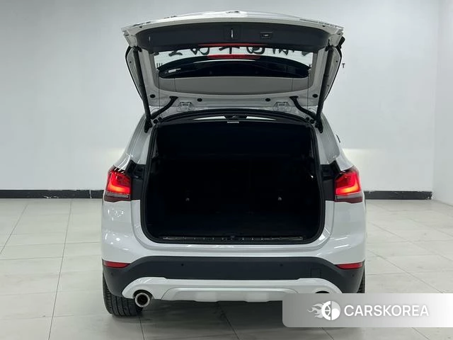 BMW X1 id 4307233 из Китая 17