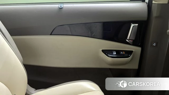 Kia Carnival 4th generation id 4249978 из Кореи 17