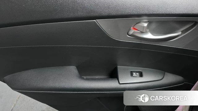 Kia Come New K3 id 4642309 из Кореи 17