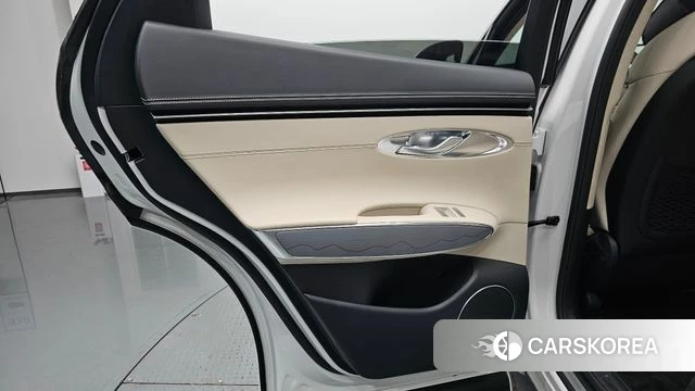 Genesis GV70 id 4579551 из Кореи 17