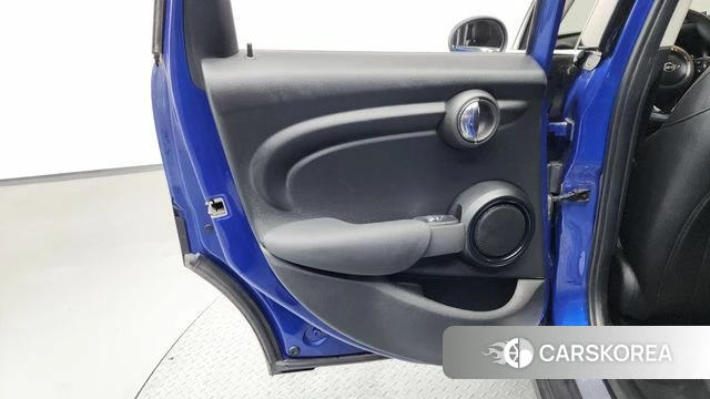 Mini Cooper id 4551936 из Кореи 17