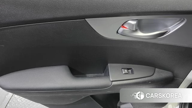 Kia The New K3 2nd generation id 4624125 из Кореи 17