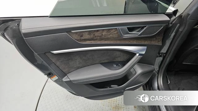 Audi A7 (4K) id 4614505 из Кореи 17