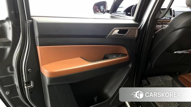 Ssangyong Rexton Sports Cannes id 4356721 из Кореи 17