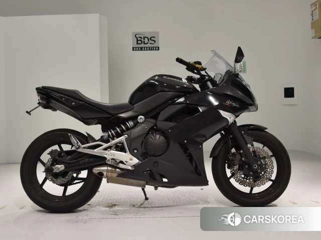Проданный Kawasaki NINJA 400R 2011 из Японии