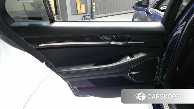 Genesis G90 id 4726969 из Кореи 17