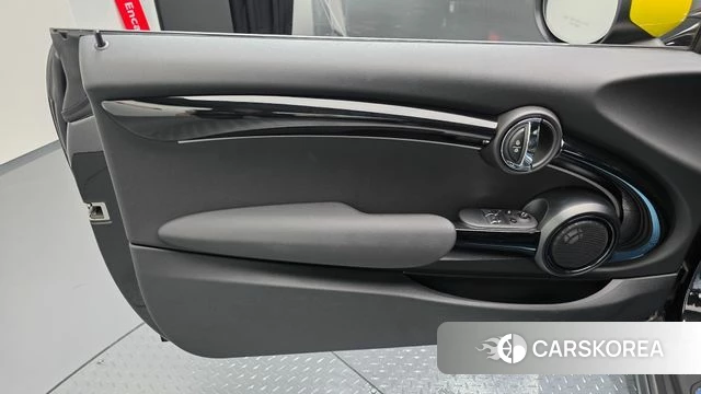 Mini Cooper Electric id 4540703 из Кореи 17