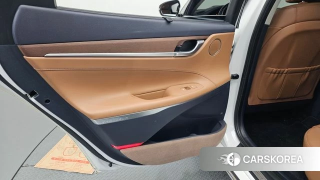 Hyundai Grandeur IG Hybrid id 4626323 из Кореи 17