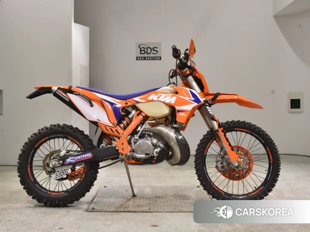 Проданный KTM 200 EXC 2016 из Японии, фото 2