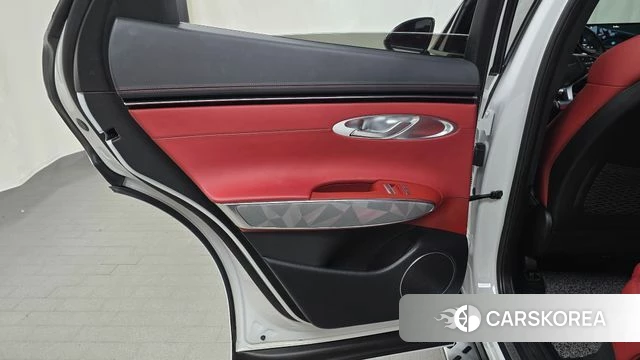 Genesis GV70 id 4354918 из Кореи 17