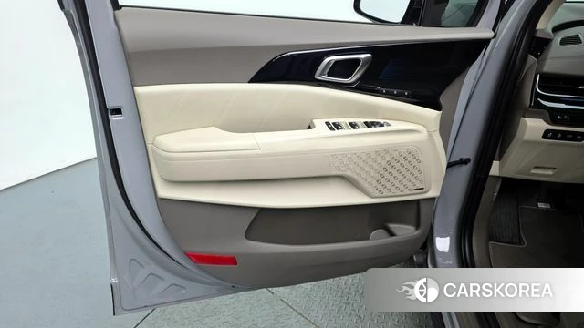 Kia The New Carnival 4th Generation id 4248392 из Кореи 17
