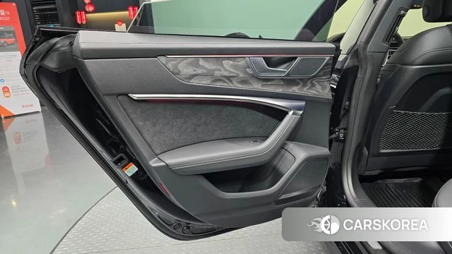 Audi A7 (4K) id 4314986 из Кореи 17