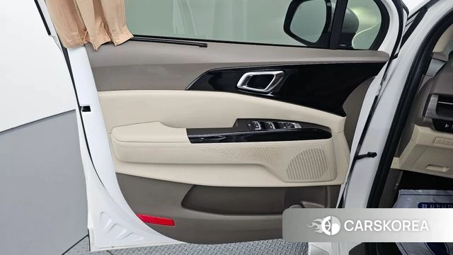 Kia Carnival 4th generation id 4322625 из Кореи 17